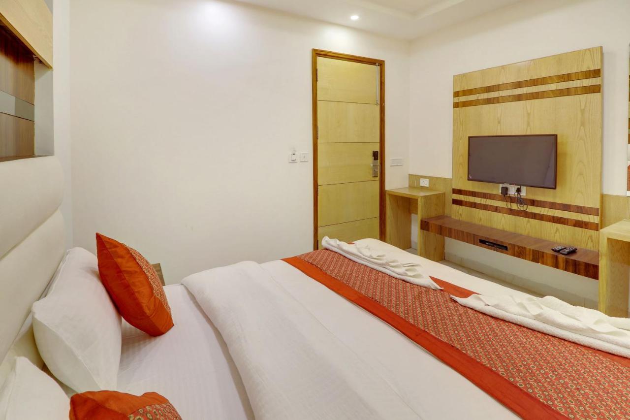 Hotel York Legacy -3 Minutes Walk From New Delhi Railway Station 'The 5 Star Ambience' Newly Built Exterior photo